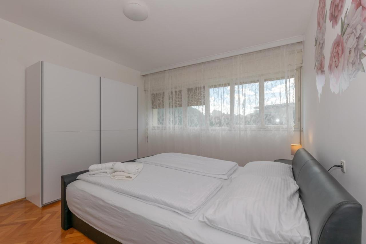 Apartment Omiska Split Exterior photo