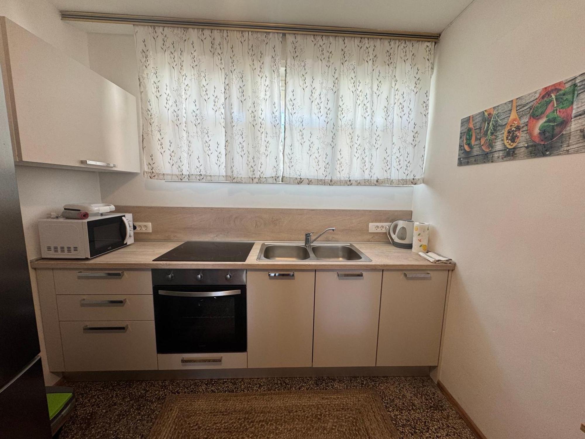 Apartment Omiska Split Exterior photo